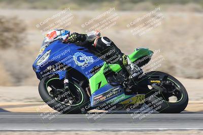 media/Nov-01-2025-CVMA (Sat) [[fc0f7531b8]]/Race 7-Formula Twins-Formula 40 UL/